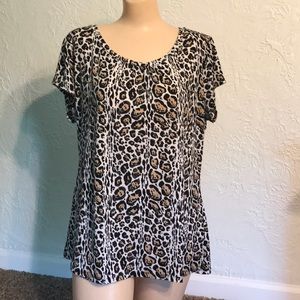 Women’s size XL leopard print blouse